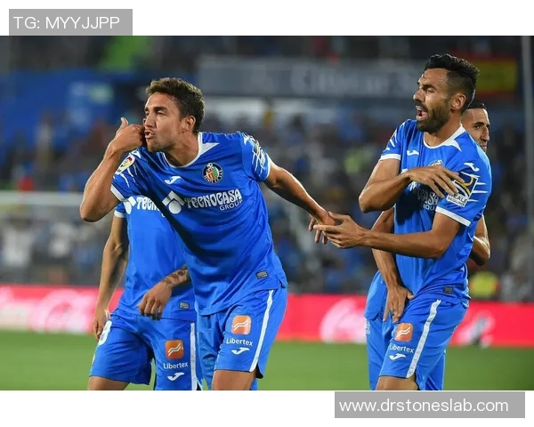 西班牙男足积极备战新一轮国际赛事全队状态回暖备受期待