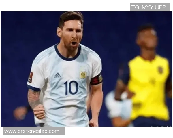 梅西加盟曼城引发球迷热议，传奇之路还将继续吗？