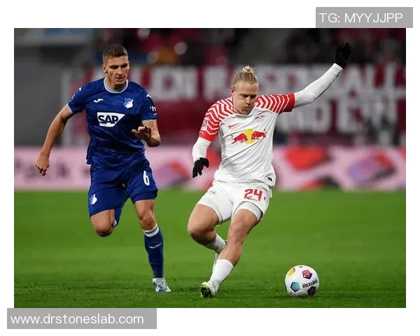 莱比锡客场逼平弗赖堡，保持不败状态继续领跑德甲联赛